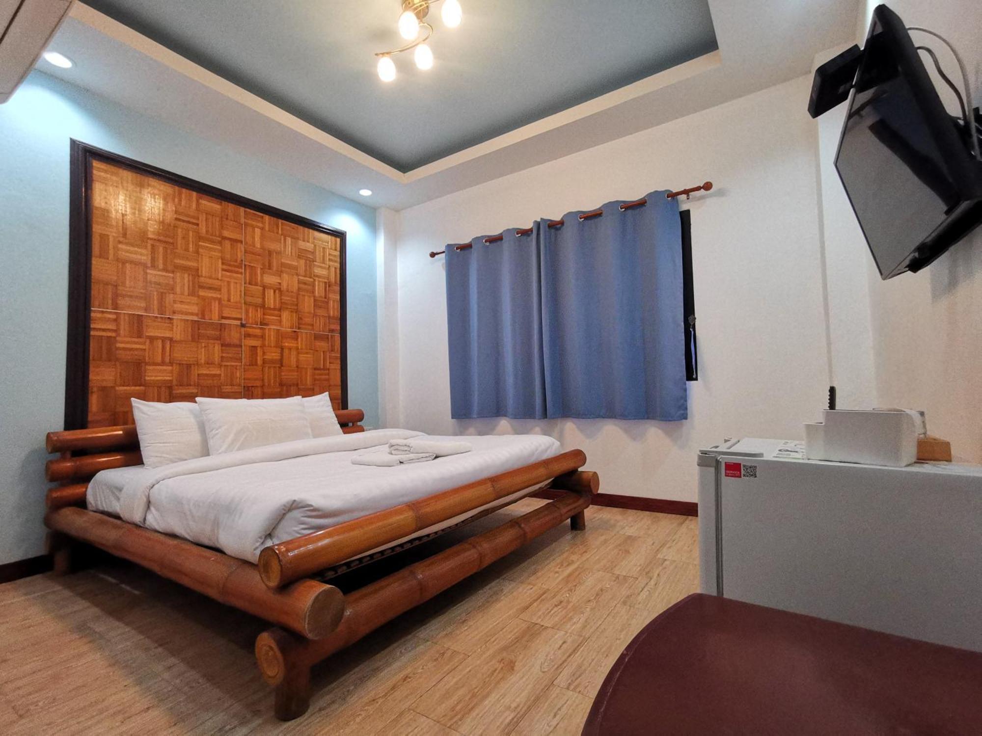 Kan Home Hotel Kanchanaburi Luaran gambar