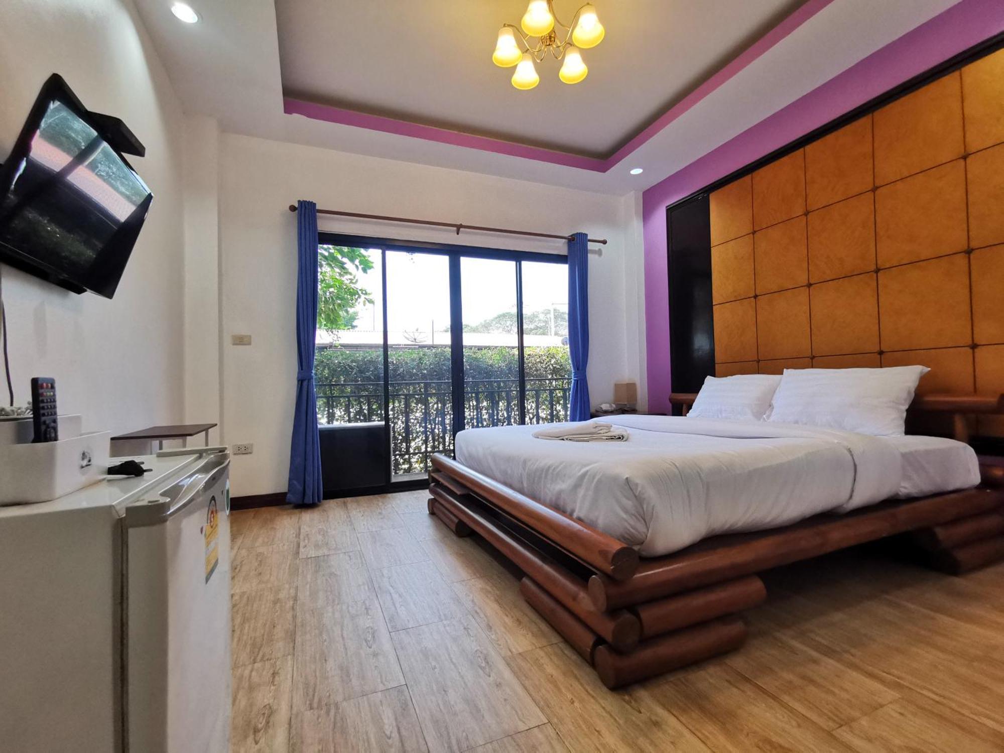 Kan Home Hotel Kanchanaburi Luaran gambar