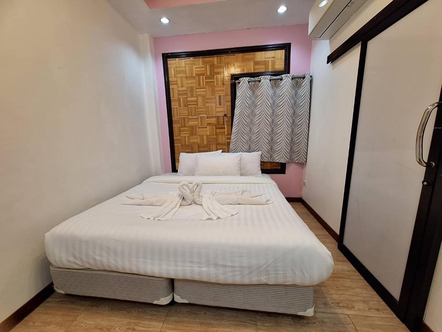 Kan Home Hotel Kanchanaburi Luaran gambar