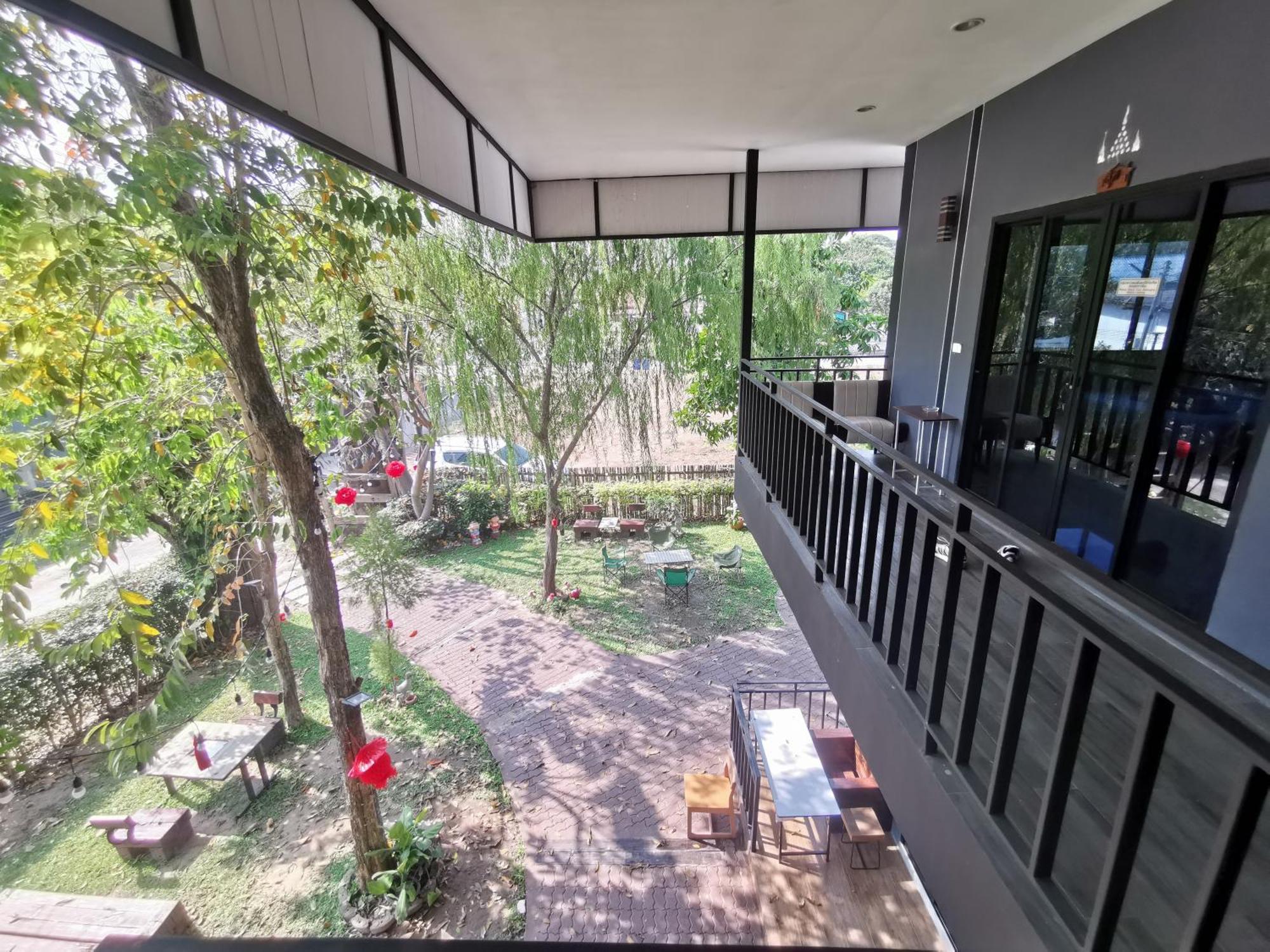 Kan Home Hotel Kanchanaburi Luaran gambar